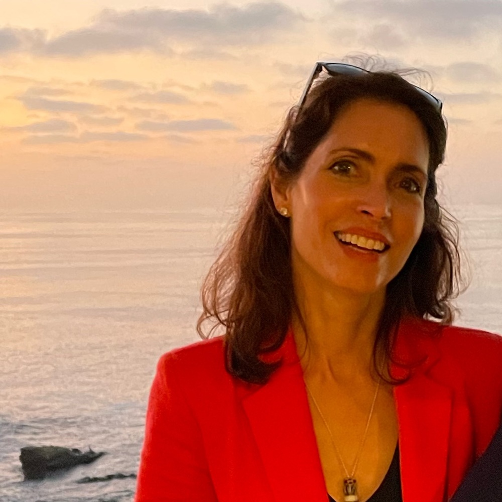 Meet your Posher, Hilary